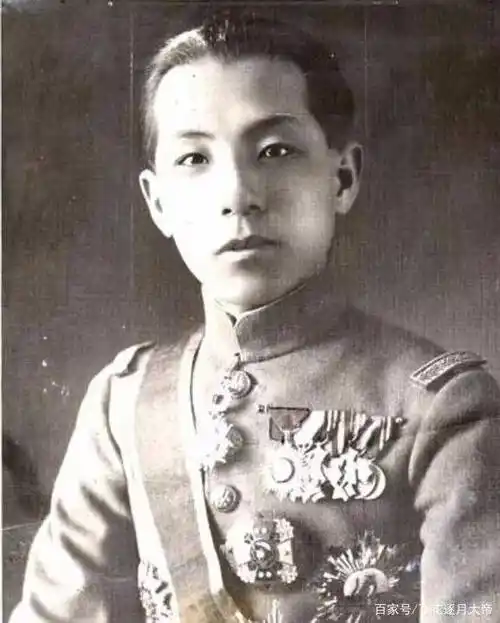 民国第一少帅张学良,一生娶了三任妻子,晚年最愧疚的仍然是她