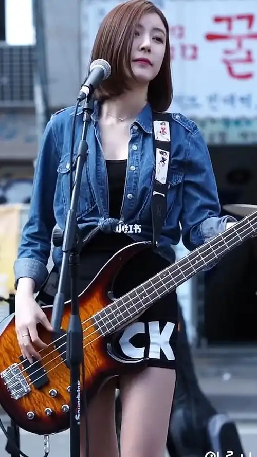 一首点歌的人懂得人自然会懂