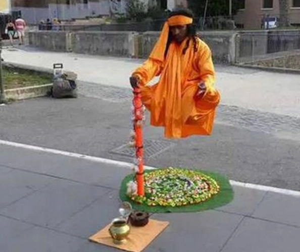 看完解开多年疑惑|悬浮|魔术|棍子_新浪新闻