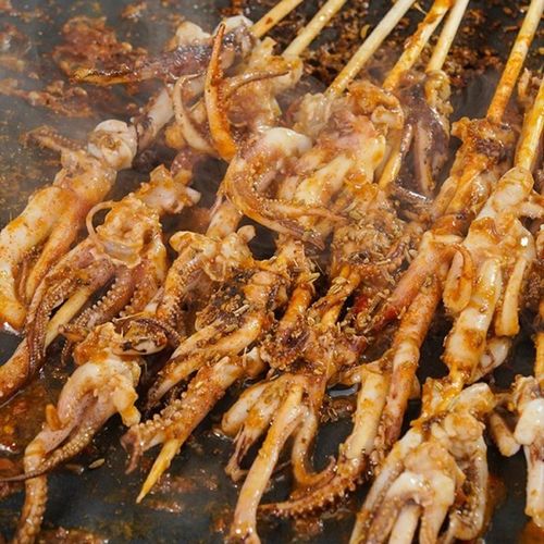 速冻新鲜鱿鱼须串章鱼串八爪鱼串铁板鱿鱼烧章鱼足烤海鲜食材批发