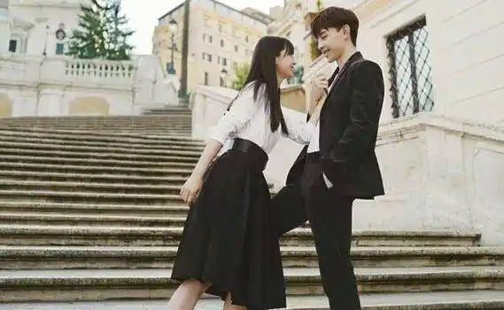 《我的真朋友》定档播出,邓伦朱一龙两大男神齐聚,杨颖不火都难_人气