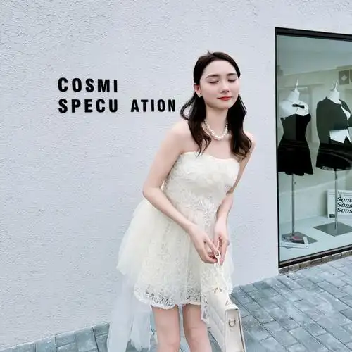 公主风礼服连衣裙女夏季2024新款收腰显瘦露背网纱拼接抹胸蓬蓬裙