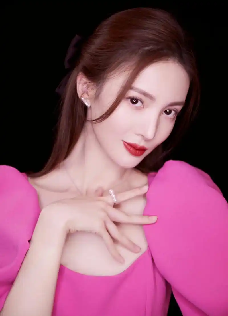 金晨美照,美艳动人!#养眼美女