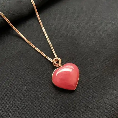 18k金镶红纹石吊坠