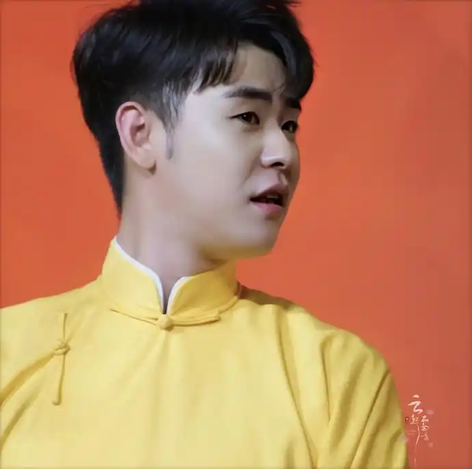 张云雷嘟嘟嘴的奶黄包最可爱了@小辫儿张云雷我都不想修其他色了