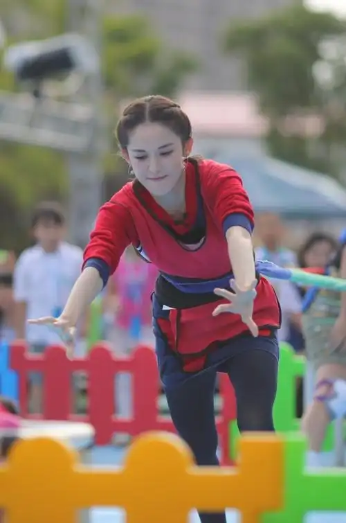 古力娜扎综艺节目偶像来了现场图