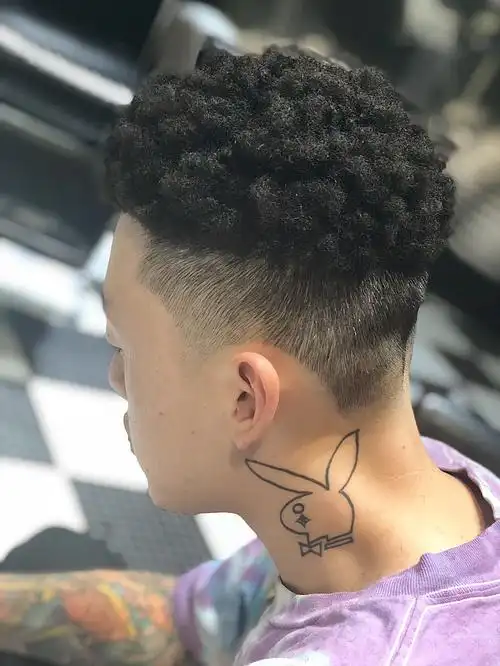 barber美式黑人烫 爆炸头 找模特,男女均可,喜欢.