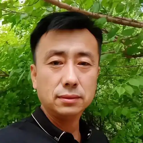 50岁离异男征婚照片(id:4896137)_广东广州征婚交友_我主良缘网