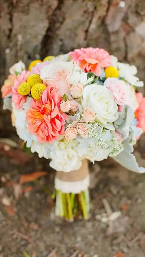 唯美的新娘捧花浪漫图片iphone手机壁纸