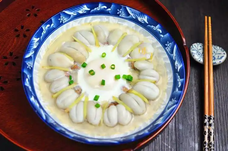 墨鱼蛋蒸蛋,太鲜美,海边人家才会吃到的食材,你愿意尝尝吗?