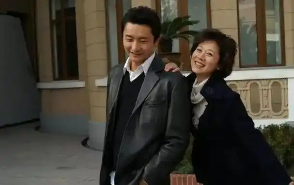 娶了圈外老婆的涂松岩现在过得咋样?