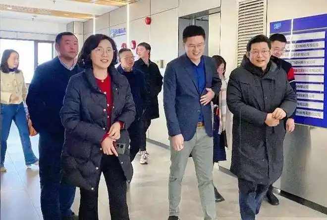 舟山市定海区区长孙丹燕领导一行莅临科创飞地走访调研