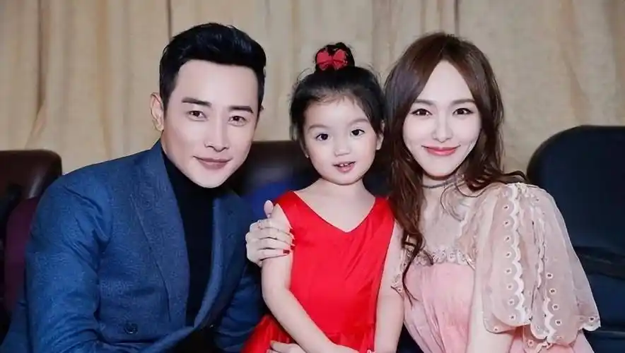 "人生赢家"唐嫣,被父母深爱,让罗晋宠成公主,却依然保持善良