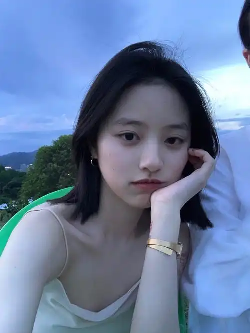 女生素颜能漂亮到什么程度