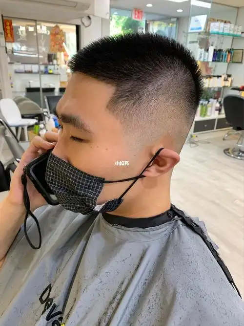 纽约剪发板寸栗子头男帅气发型