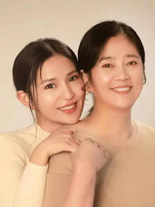 感觉,而且换造型会让头发越来越贴头皮·服装选择同一个色系的,妈妈的