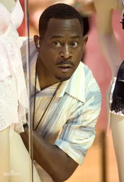 2 2010-04-02 寻一部美国电影,搞笑的,黑人警察,化妆成一个胖保姆,谁