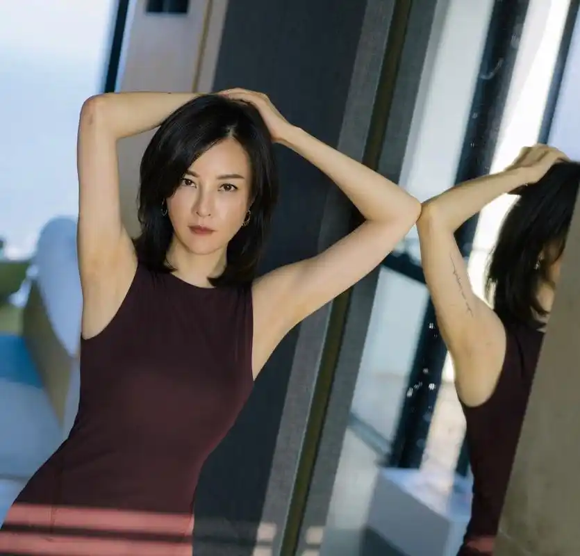 某天在服装店试了一件大王(同事说打名字就是硬广