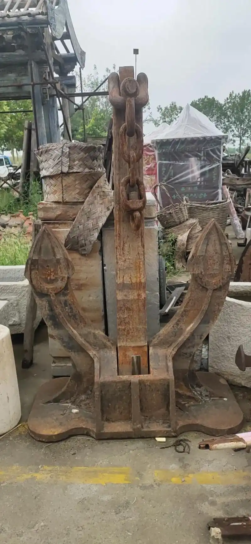 农村老物件 两米高船锚大铁锚旧铁锚 - 抖音