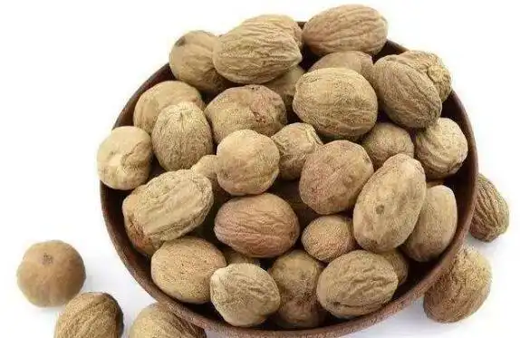 豆蔻和香豆蔻有什么区别豆蔻有什么功效和作用