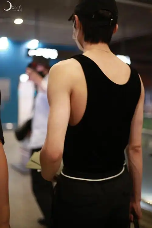 赵磊初次出演话剧