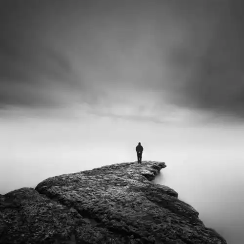 你总要一个人走过那些孤独