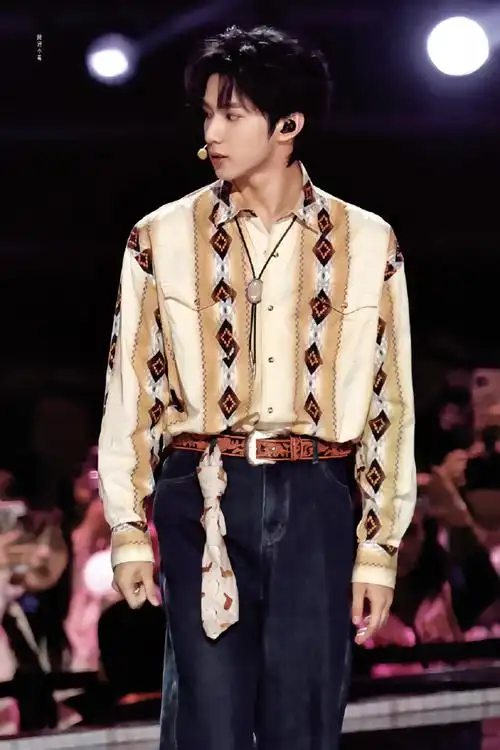 231110 天猫双十一腿好长的宝宝0499@时代少年团-刘耀文#姐姐真