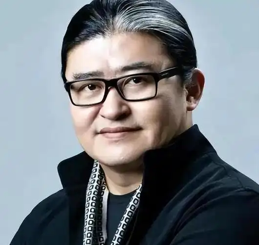 一代歌王刘欢成名后不弃糟糠妻患不死癌症隐退歌坛