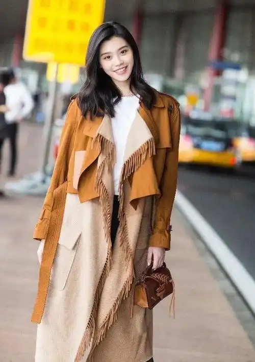 明星穿搭时尚超模奚梦瑶日常穿搭优雅演绎多样风格真的是太太太可了