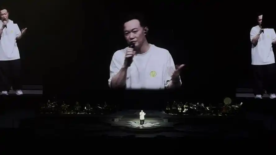 18 陈奕迅fear and dreams杭州场《盲婚哑嫁,你的背包》 taking