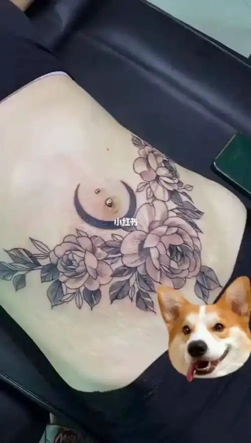 适合女士遮盖刨妇产疤痕妊娠纹的图案