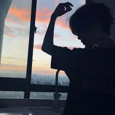 超拽高清头像图片真人男生超酷男生微信头像图片大全