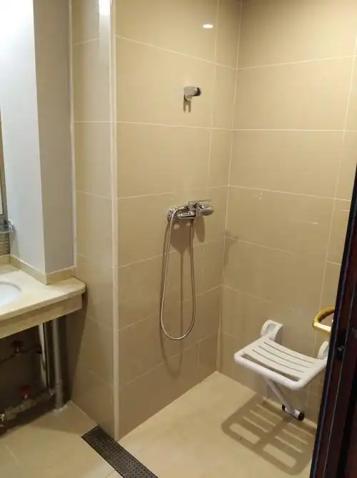 老人公寓迎来新天地了带来新希望,祝福所有人福如东海,寿比南山.