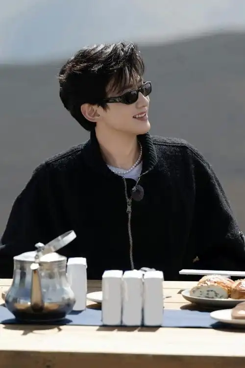 白敬亭1015生日快乐##白敬亭我的助理不简单