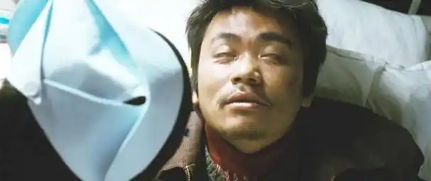 再看树先生终明白逼疯树的不是让他下跪的二猪而是这个人