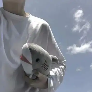 10张高冷轻熟男生头像帅哥专用