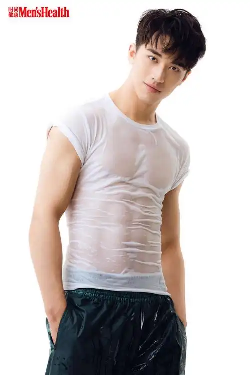 [许魏洲][新闻]170412 许魏洲登男士健康封面 青春
