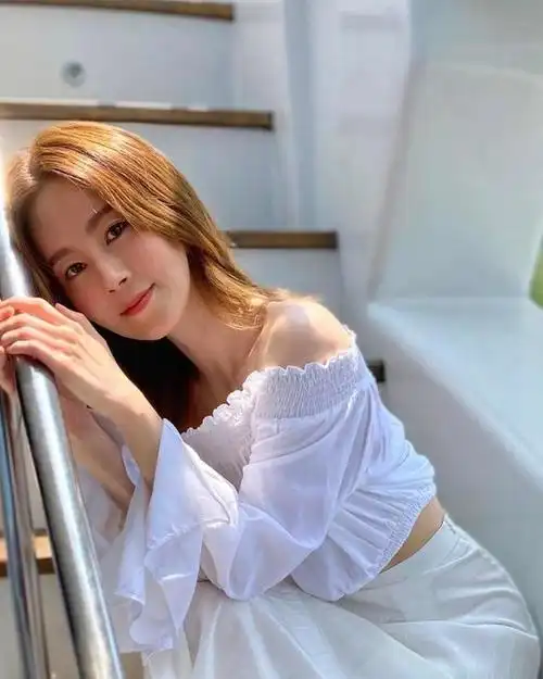 "宅男女神"傅颖急寻三观一致爱侣,扬言"倒贴"也要嫁出去