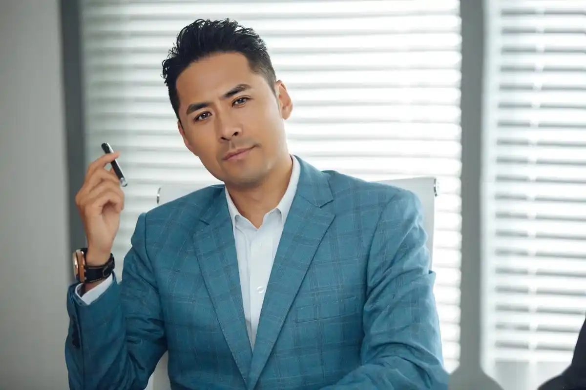 在今晚  ～ 黄征《没有秘密的你》 黄征饰姜海洋 职场雷厉风行展现