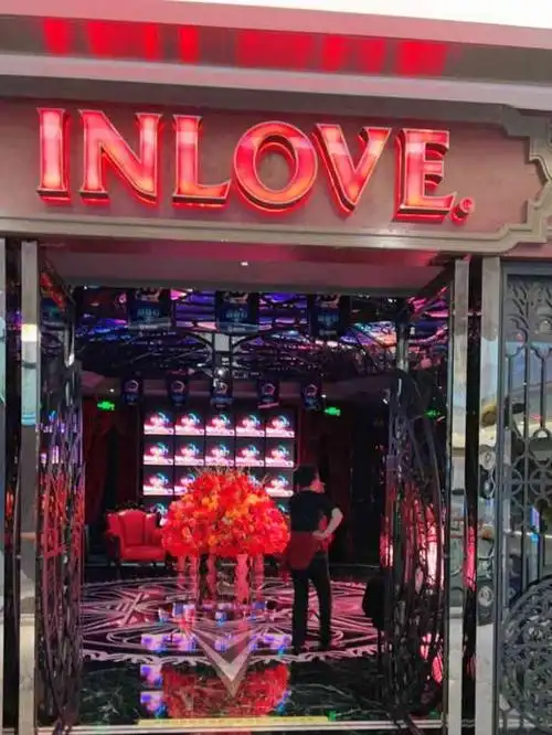 inlove ktv(爱琴海店)-"就开在家旁边非常方便今天来试试效果还打五.