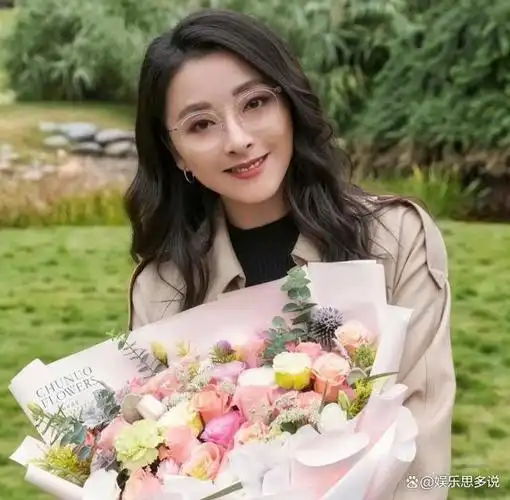 黄小蕾:曾怒怼韩庚耍大牌,和乐嘉扭打,"手撕"迪士尼被拉黑