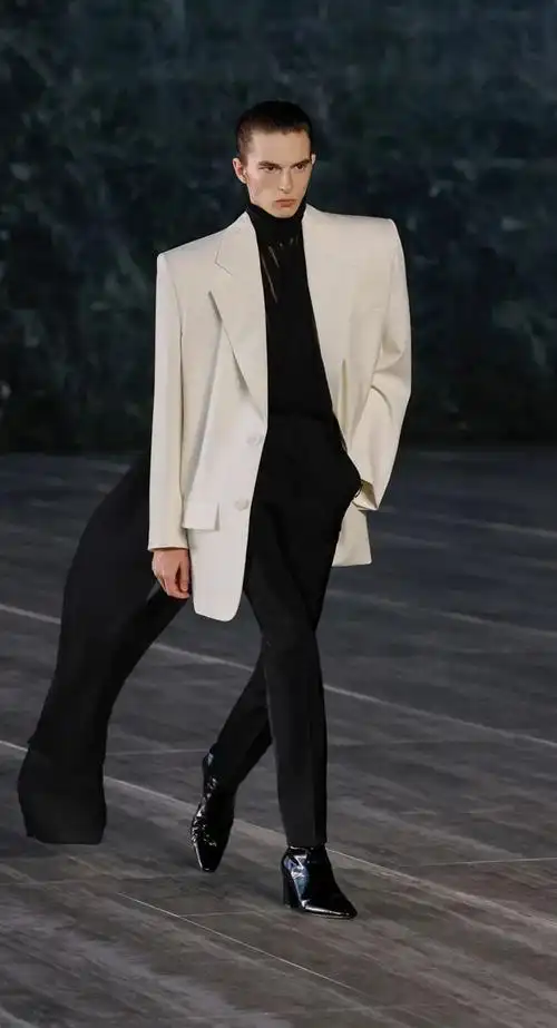 saintlaurent你还我山崎贤人的绝世美貌