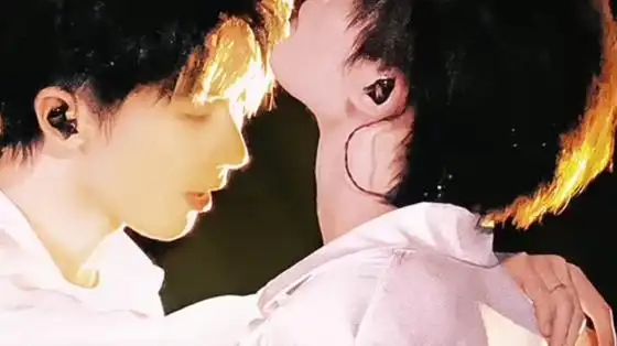 (马嘉祺丁程鑫:)这张两人在一起站的图片我愿意称之为封神之图