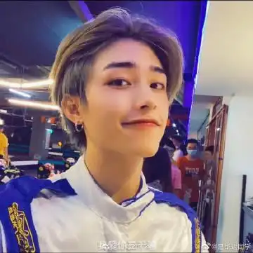 爆炸的男友npc90带你过圣诞,嗨跨年,见明星99上海欢乐谷炫彩音乐