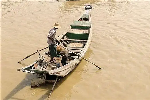 舢板船图片_舢板船高清图片大全_舢板船图片下载