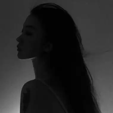 高清高冷拽很酷头像真人女图片_女生头像_美头网