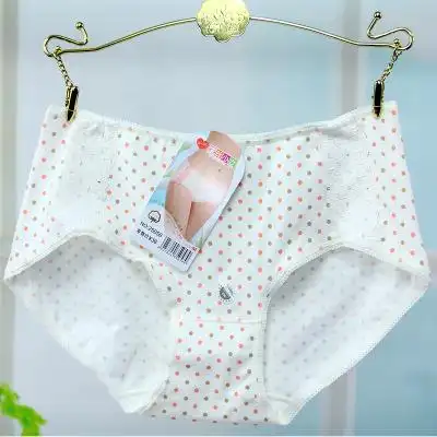 黛丝少女 纯棉甜美圆点柔软贴身三角裤 25058