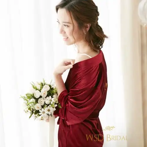 共1400 件新娘晨袍定制相关商品