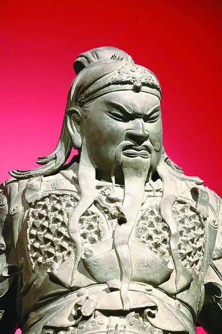 明代关羽铜像 河南新乡市博物馆藏