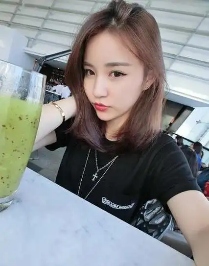 【雪梨cherie身高】王思聪新后宫雪梨cherie真名朱宸慧 雪梨整容前后